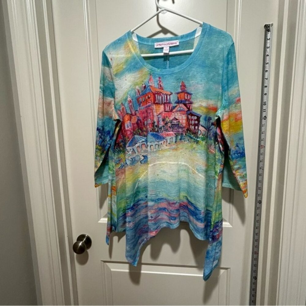 Leoma Lovegrove women’s XL Artistic Tunic Top with exotic beach scene. 100% poly
